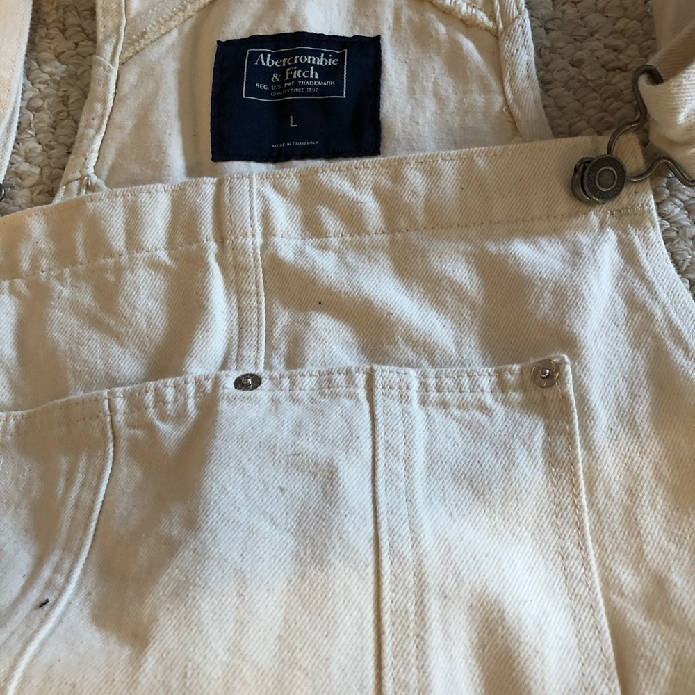 Abercrombie & Fitch Men’s large overall jeans
